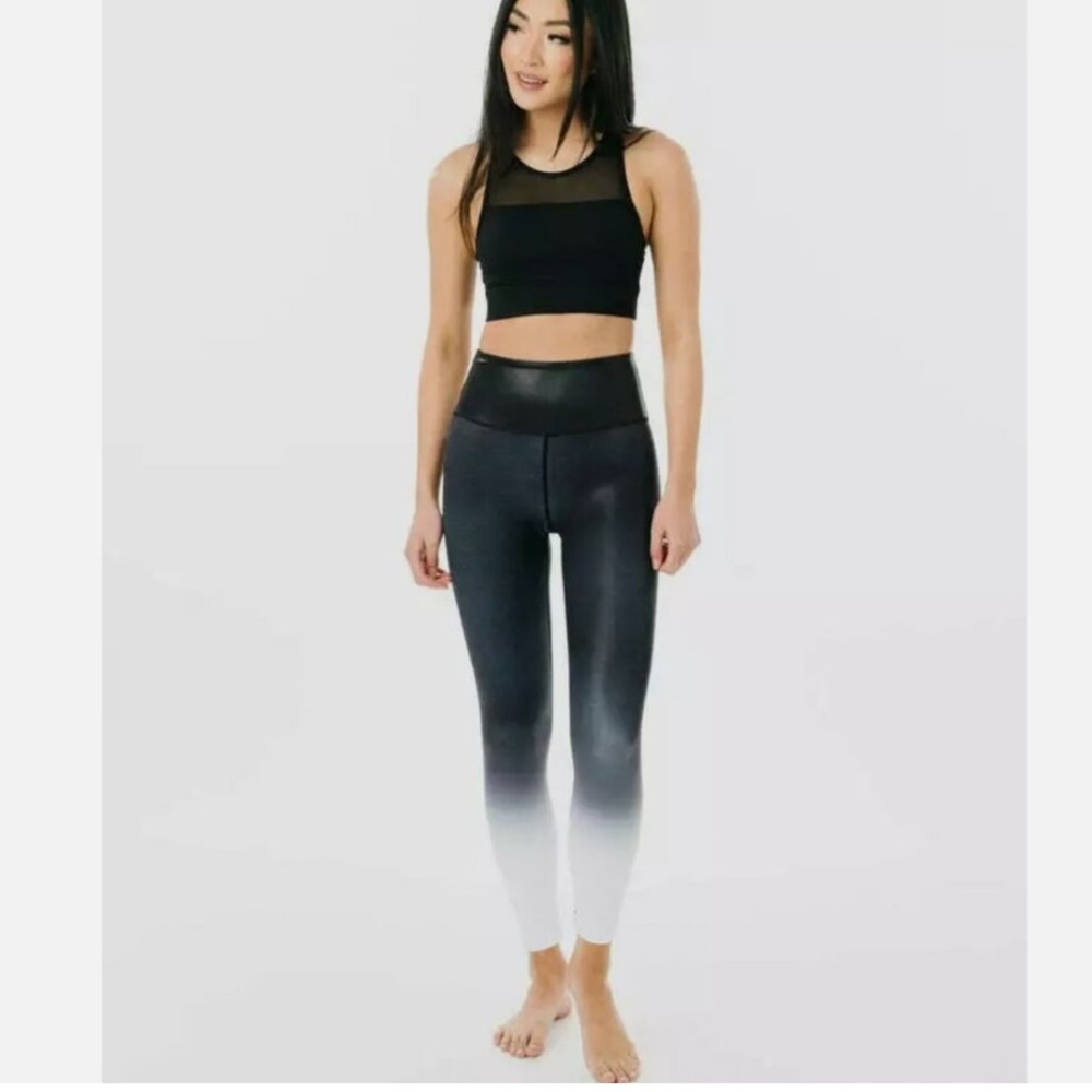 Zyia Metallic Ombré Light n Tight Hi-Rise 7/8 Legging